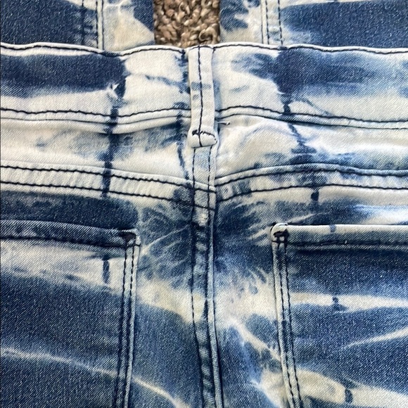 Wonder Nation Blue and White Tie-Dye Kids Jegging Jeans - Picture 7 of 7